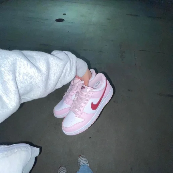 dunk low pink foam 6Y #dunklow #jordan1 #pink - Picture 1 of 2